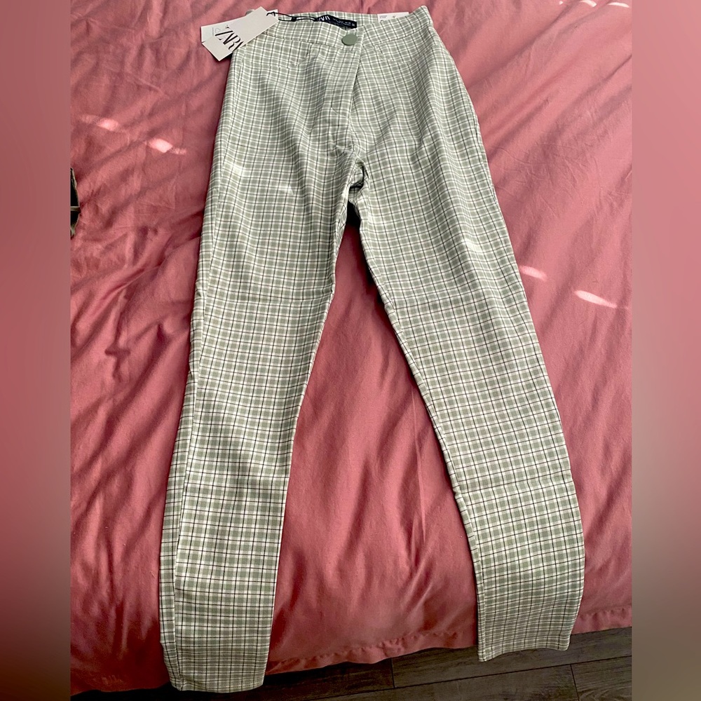 Zara light green plaid leggings new